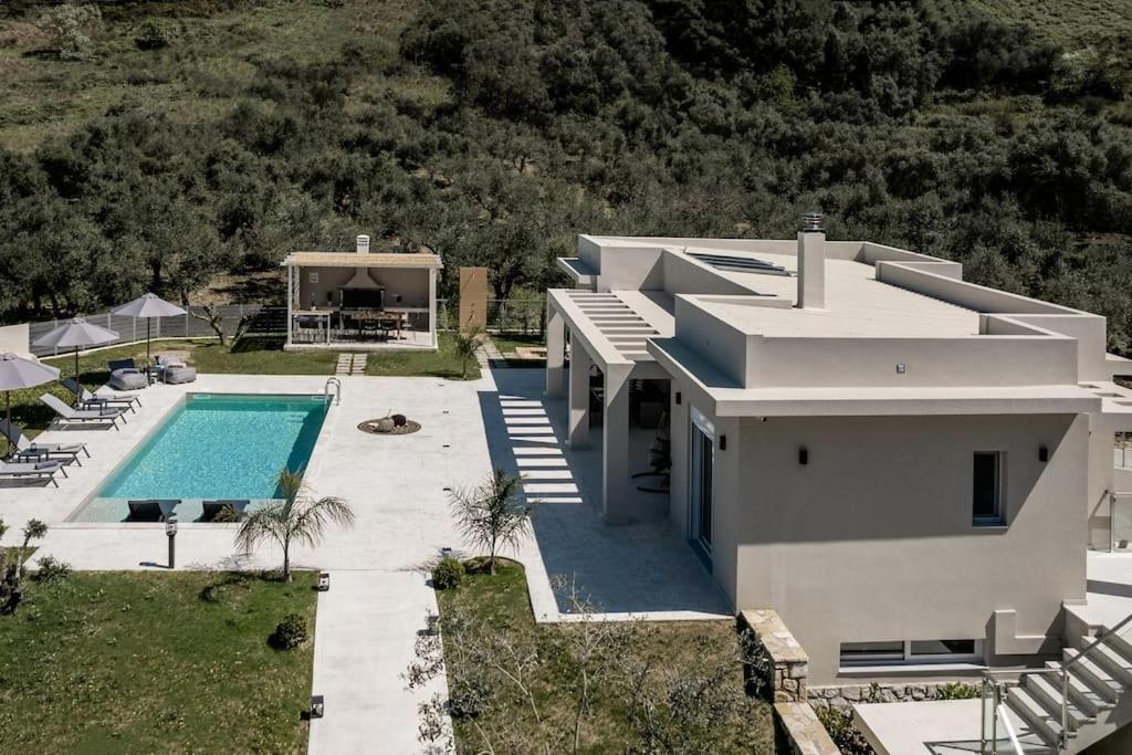 Melissia Luxury Villa Kalamákion Exterior foto