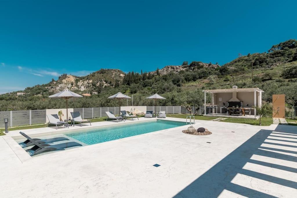 Melissia Luxury Villa Kalamákion Exterior foto